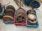 Oude metalen filmrollen filmspoelen spoelen, Ophalen