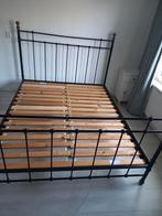 Zwart spijlenbed frame 160 x 200 + 2 lattenbodems., Huis en Inrichting, Ophalen, Gebruikt, Zwart, Tweepersoons