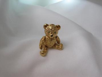 broche beer goudkleurige groene oogjes beschikbaar voor biedingen