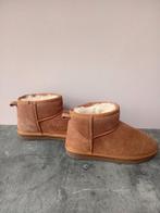 Uggs (nep) nieuw ! Maat 38, Bruin, Nieuw, Dansschoenen, Ophalen of Verzenden