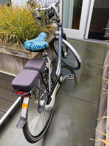 Simplex Damesfiets met Mand en Achterzitje beschikbaar voor biedingen