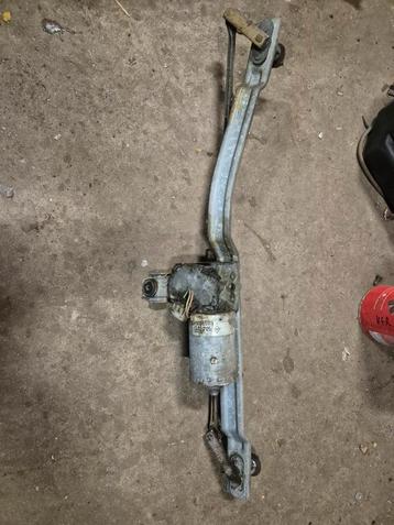 Ruitenwissermotor golf2 golf mk2 beschikbaar voor biedingen