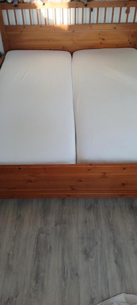 Ikea houten bedframe 220x180 - Gebruikt, Huis en Inrichting, Slaapkamer | Complete slaapkamers, Gebruikt, Tweepersoons, Ophalen of Verzenden