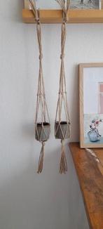 2 plantenhangers van jute touw incl nieuwe bloempotjes, Ophalen of Verzenden, Cactus, Minder dan 100 cm