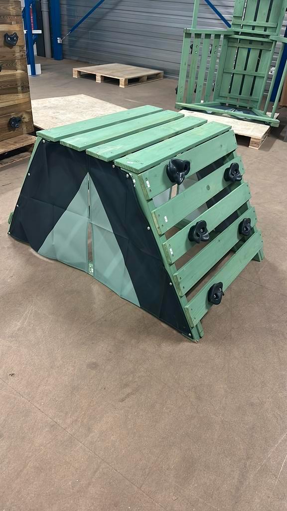 Charlie small klimtoestel, Kinderen en Baby's, Speelgoed | Buiten | Speeltoestellen, Zo goed als nieuw, Glijbaan, Ophalen of Verzenden