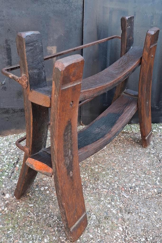 Wijnrek.  Ca 1920/1940. Robuust/stoer.  Eikenhout.  65/51 cm, Huis en Inrichting, Woonaccessoires | Wijnrekken, Zo goed als nieuw