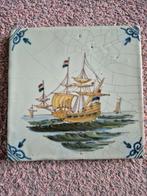 Oude Hollandse makkum tegel met schip, Antiek en Kunst, Antiek | Wandborden en Tegels, Ophalen of Verzenden