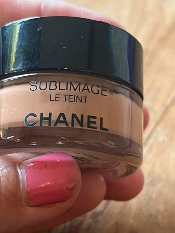 Chanel Sublimage Le Teint Ultimate Radiance  kleur: 50 beige beschikbaar voor biedingen