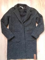 Mooie half lange Moscow jas maat 152, Meisje, Ophalen of Verzenden, Zo goed als nieuw, Jas