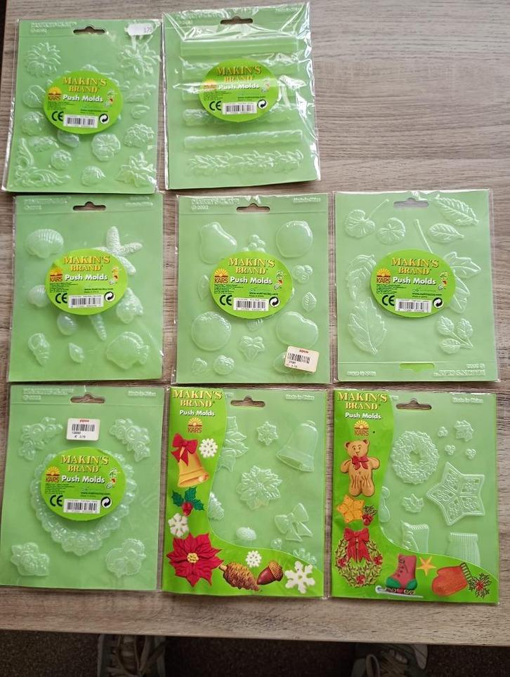Diverse klei mallen Makin's Brand Push Molds, Hobby en Vrije tijd, Knutselen, Nieuw, Gereedschap of Toebehoren, Ophalen of Verzenden