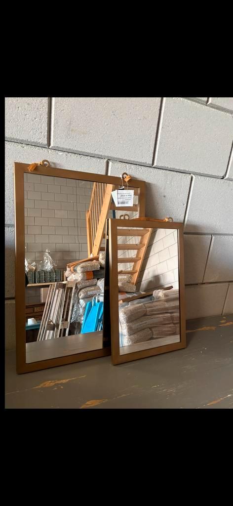 Spiegel in twee afmetingen | Eventueel in kleine partij, Huis en Inrichting, Woonaccessoires | Spiegels, Zo goed als nieuw, 50 tot 75 cm