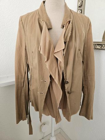 Jasje IKKS  beschikbaar voor biedingen