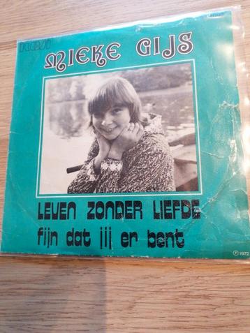 Mieke gijs/leven zonder liefde (zeldzaam piraten topper)  beschikbaar voor biedingen