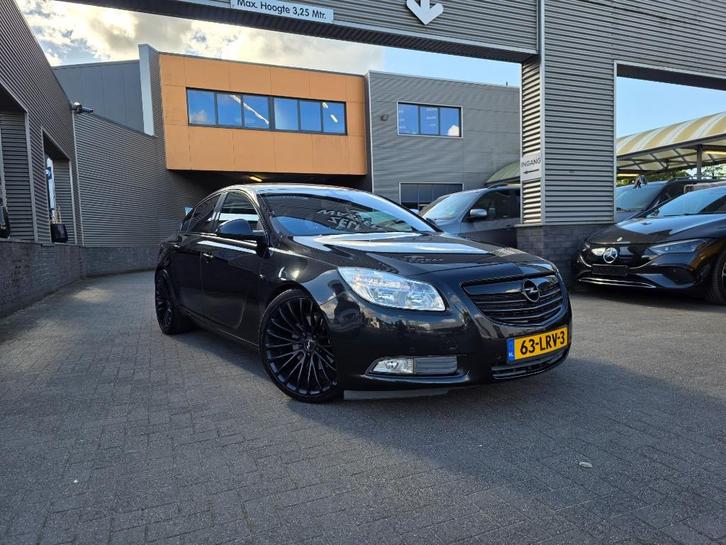 Opel Insignia Cosmo 1.6 Turbo 132KW 4-DRS eerste eigenaar!!!, Auto's, Opel, Bedrijf, Insignia, ABS, Adaptieve lichten, Adaptive Cruise Control