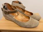 Suède schoenen. Paul Green. Maat 41., Schoenen met lage hakken, Beige, Ophalen of Verzenden, Gedragen