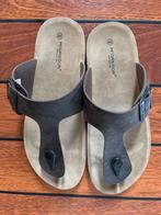 McGregor Slippers Maat 40 - Zo goed als nieuw, Ophalen of Verzenden, Zo goed als nieuw, Bruin, Slippers