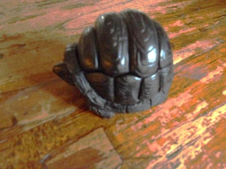mooi schildpad doosje met deksel hars. ringendoosje, Antiek en Kunst, Curiosa en Brocante, Ophalen of Verzenden