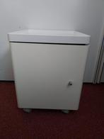 (Nacht) kastje op wielen, Huis en Inrichting, Slaapkamer | Nachtkastjes, Ophalen, Kunststof, Gebruikt, Minder dan 45 cm