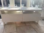 TV meubel Besta Ikea, Ophalen, Strak, wit met glazen plaat bovenop, 100 tot 150 cm, Glas