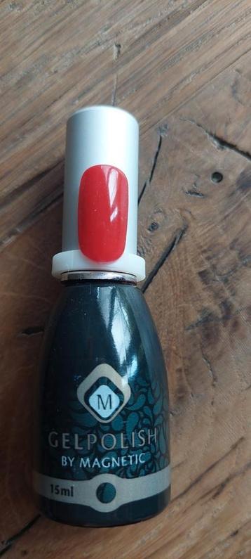 Magnetic gelpolish Ferrari Red 103243 beschikbaar voor biedingen