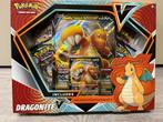 Dragonite V box, Hobby en Vrije tijd, Verzamelkaartspellen | Pokémon, Ophalen, Zo goed als nieuw, Boosterbox
