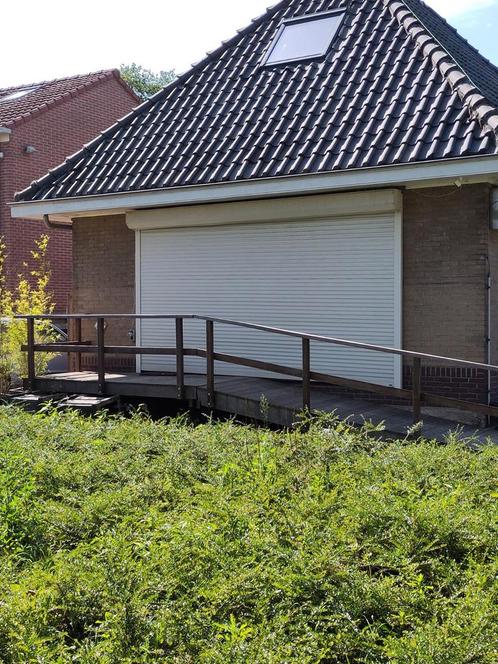 2 Elektrische Rolluiken - Wit, Doe-het-zelf en Verbouw, Rolluiken, Gebruikt, 200 cm of meer, 200 cm of meer, Wit, Elektrische bediening