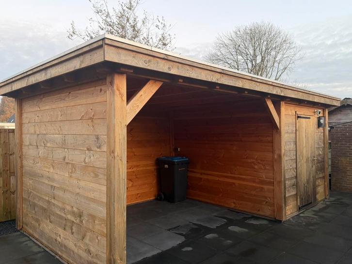 3 jaar oude tuinhuis met overkapping te koop, Tuin en Terras, Tuinhuizen, Zo goed als nieuw, Overige typen, Hout, 500 cm of meer