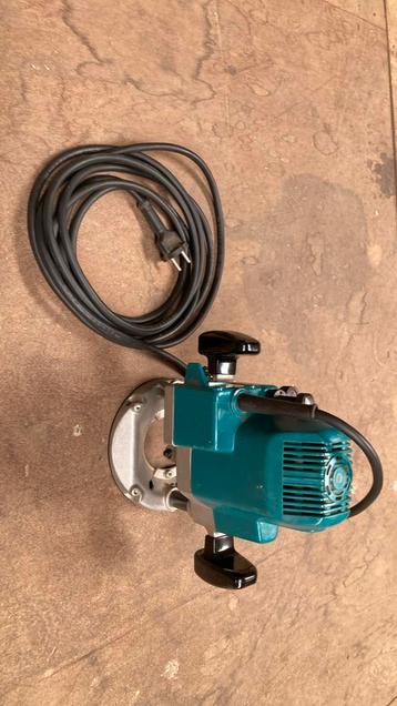 Makita Bovenfrees 3612BR beschikbaar voor biedingen