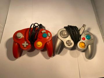 GameCube Controllers - Rood & Zilver beschikbaar voor biedingen