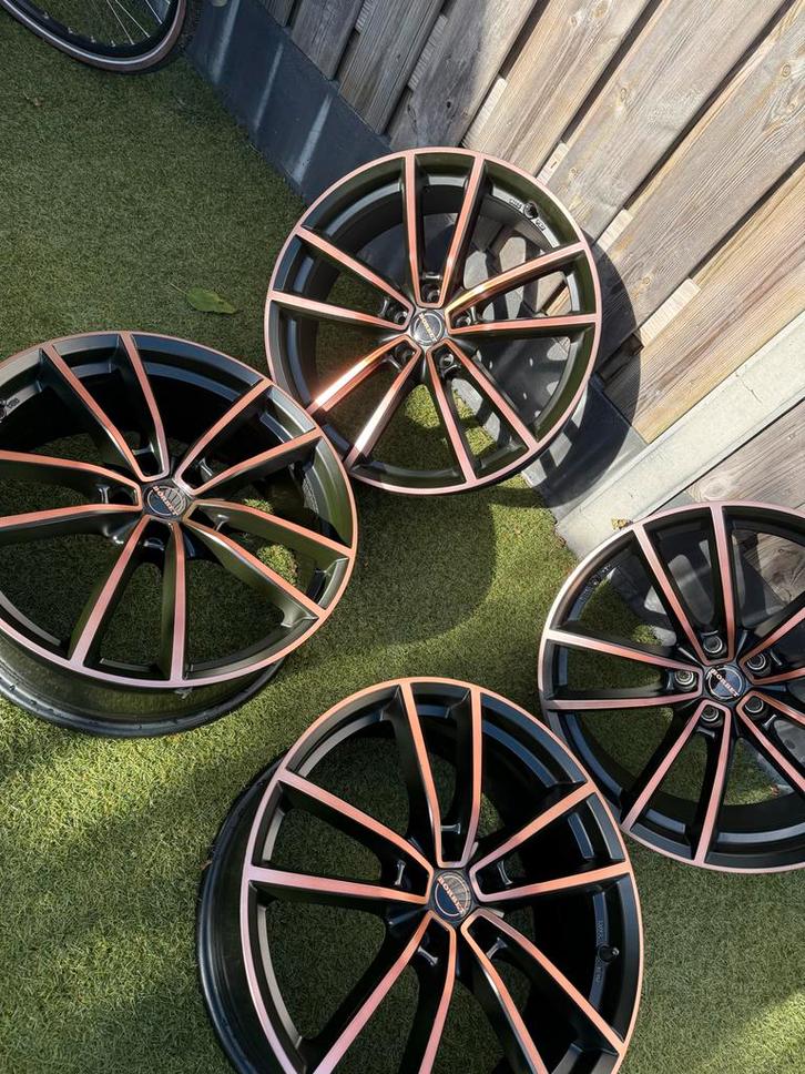 Set Auto Velgen - Borbet Design, Auto-onderdelen, Banden en Velgen, Velg(en), All Season, 20 inch, 235 mm, Personenwagen, Gebruikt