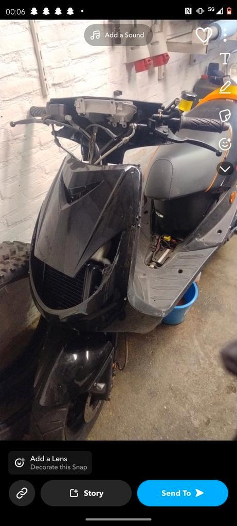 Vivacity 70cc LC moet weg, Fietsen en Brommers, Scooters | Peugeot, Zo goed als nieuw, Ludix, Ophalen of Verzenden