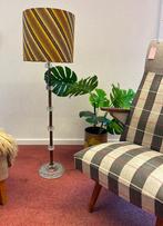 Vintage  vloerlamp met stoffen kap, Zweden 1960 (#22602 B), Ophalen, Gebruikt, 100 tot 150 cm, Vintage jaren 60 Zweeds