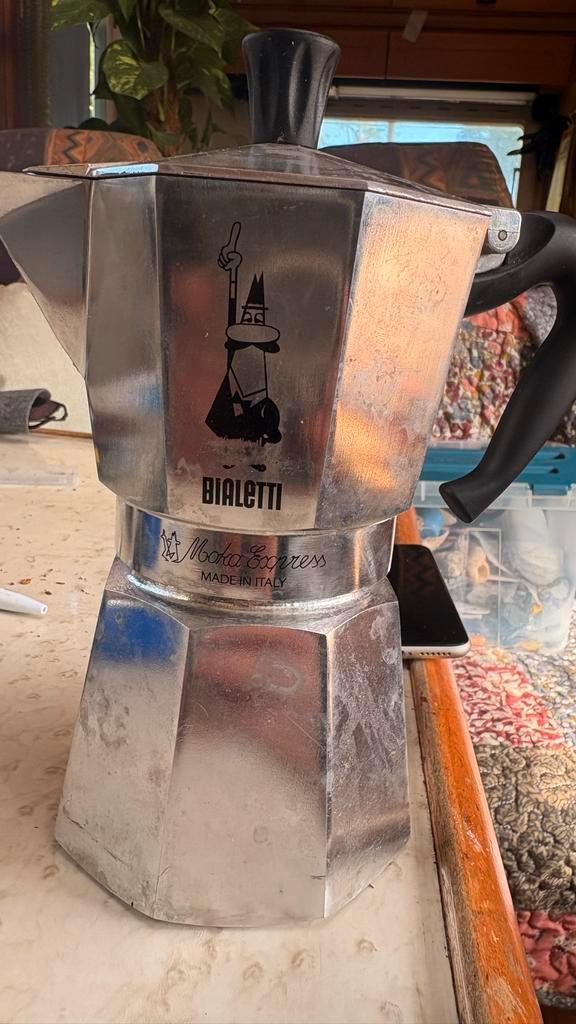 Bialetti Moka Express Espressomaker, Huis en Inrichting, Keuken | Keukenbenodigdheden, Gebruikt, Ophalen of Verzenden