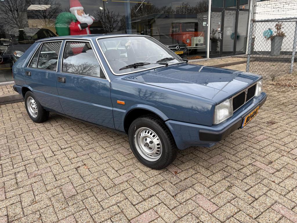 01ab1b75-5459-459e-a56e-37bba4a5ea1a