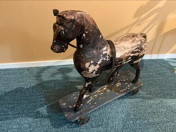 Uniek antiek houten paard op wieltjes, opknappertje! beschikbaar voor biedingen