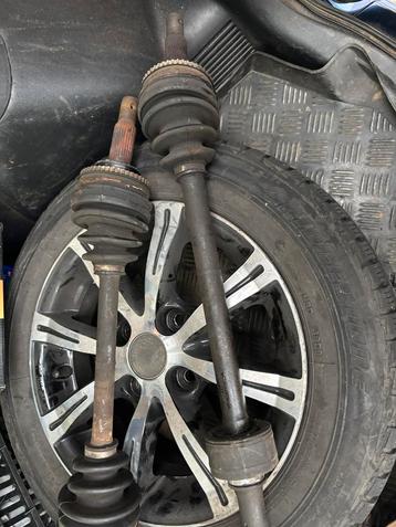 Te koop setje steekassen/aandrijfassen voor Toyota Paseo  beschikbaar voor biedingen