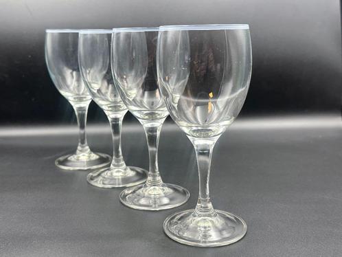 Set van 4 Vintage Luminarc Wijnglazen – Lichtblauwe Streep, Antiek en Kunst, Antiek | Glas en Kristal, Ophalen of Verzenden