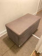 3 delige set van 2 stoelen en 1 bankje op wielen, Ophalen, Zo goed als nieuw