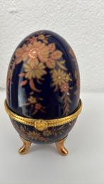 Sieraden of snuif doosje van porselein, Ophalen of Verzenden