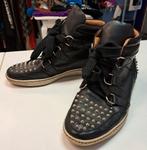 Sandro zwarte halfhoge leren sneakers + punt studs 40 44360, Kleding | Dames, Schoenen, ., Zwart, Sandro, Ophalen of Verzenden