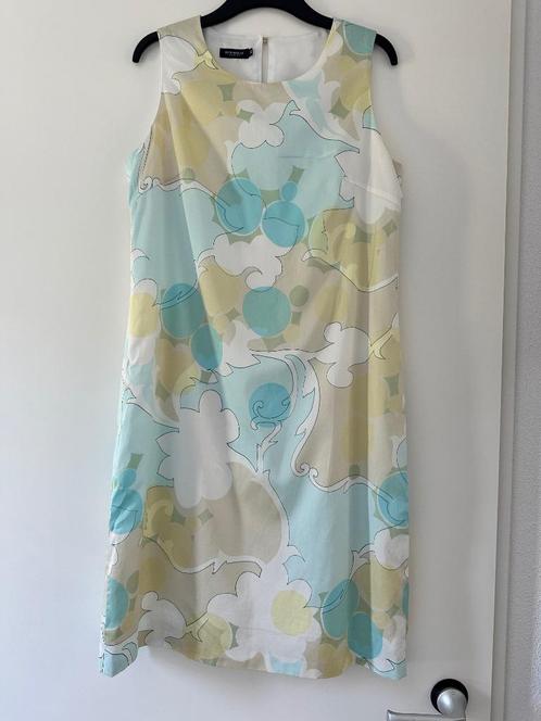 Mooie zomerjurk Burberry maat 44-46, Kleding | Dames, Jurken, Zo goed als nieuw, Maat 42/44 (L), Onder de knie, Verzenden