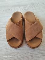 Ugg Goldenstar CrossSlide 37 chesnut instappers, Ophalen of Verzenden, Zo goed als nieuw, Bruin, Instappers