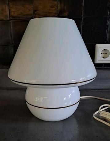 Vintage glazen mushroom lamp beschikbaar voor biedingen