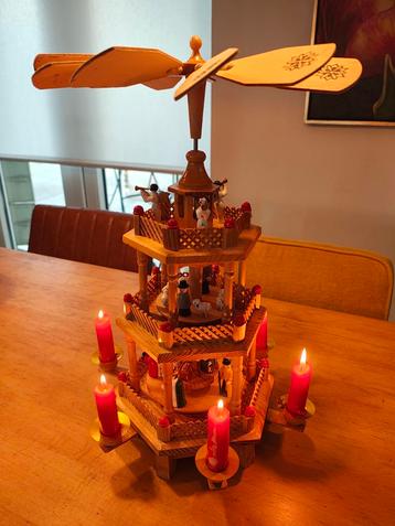 Vintage Weihnachts Pyramide - Kerstpiramide beschikbaar voor biedingen
