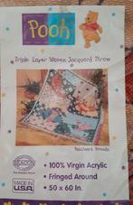 Disney / Winnie the Pooh deken / kleed 127 x 152 cm NIEUW a, Ophalen of Verzenden, Winnie de Poeh of vrienden, Nieuw, Kleding of Textiel