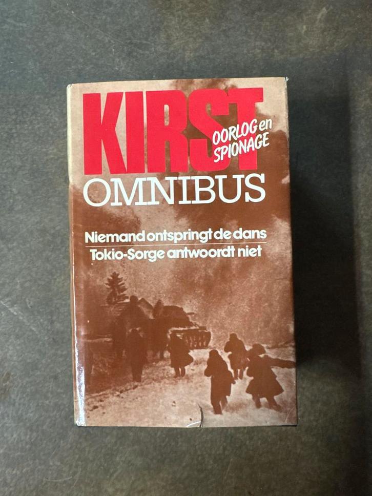 Kirst Omnibus Oorlog & Spionage - Derde Druk, Boeken, Romans, Gelezen, Nederland, Ophalen of Verzenden