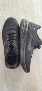 Nike FlyEase zwart maar 42 sneakers schoenen sport heren, Zwart, Nike Air, Nieuw, Ophalen of Verzenden