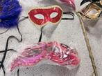 Diverse maskers feestartikelen, Ophalen of Verzenden, Versiering