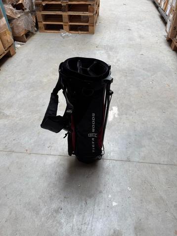 Nike Tiger Woods Junior Golf Tassen beschikbaar voor biedingen