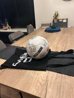 Nieuwe voetbal met tasje en sleutelhanger, Ophalen of Verzenden, Nieuw, Bal